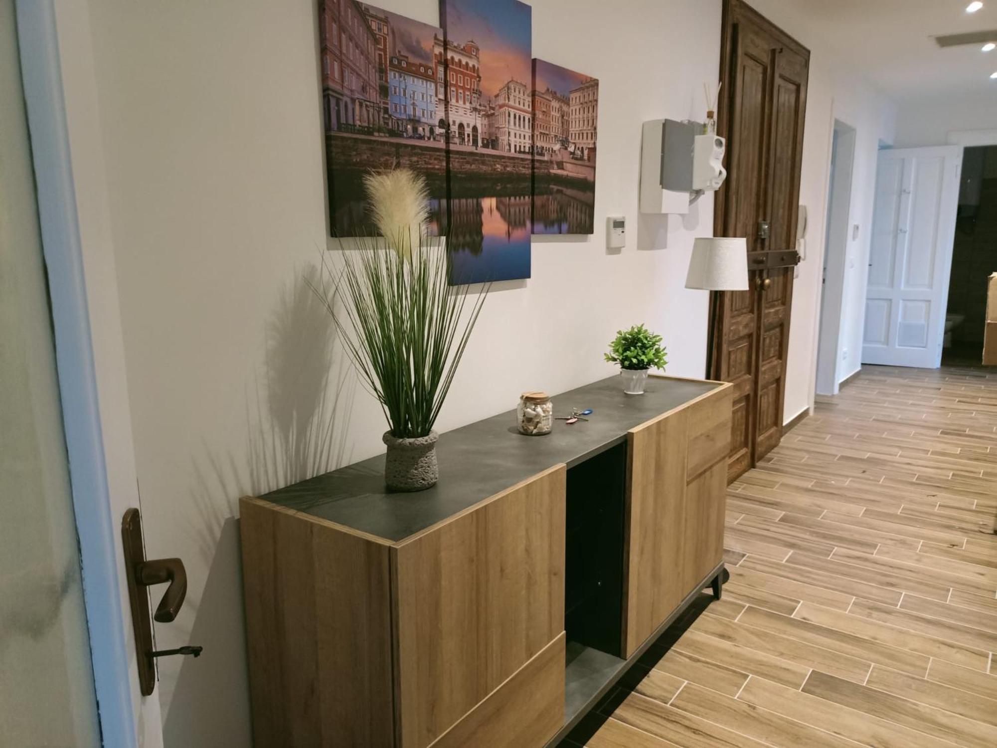 Apartamento Casa Perugino Trieste Exterior foto